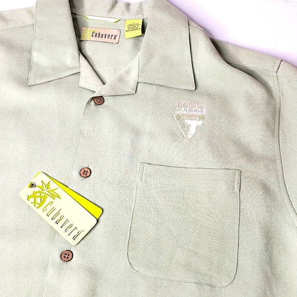 Cubavera Cuban Style Triad Racing Development Logo Rayon Blend NWT Large - Picture 12 of 16